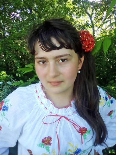 Донька Дарина вже доросла і дуже схожа на тата